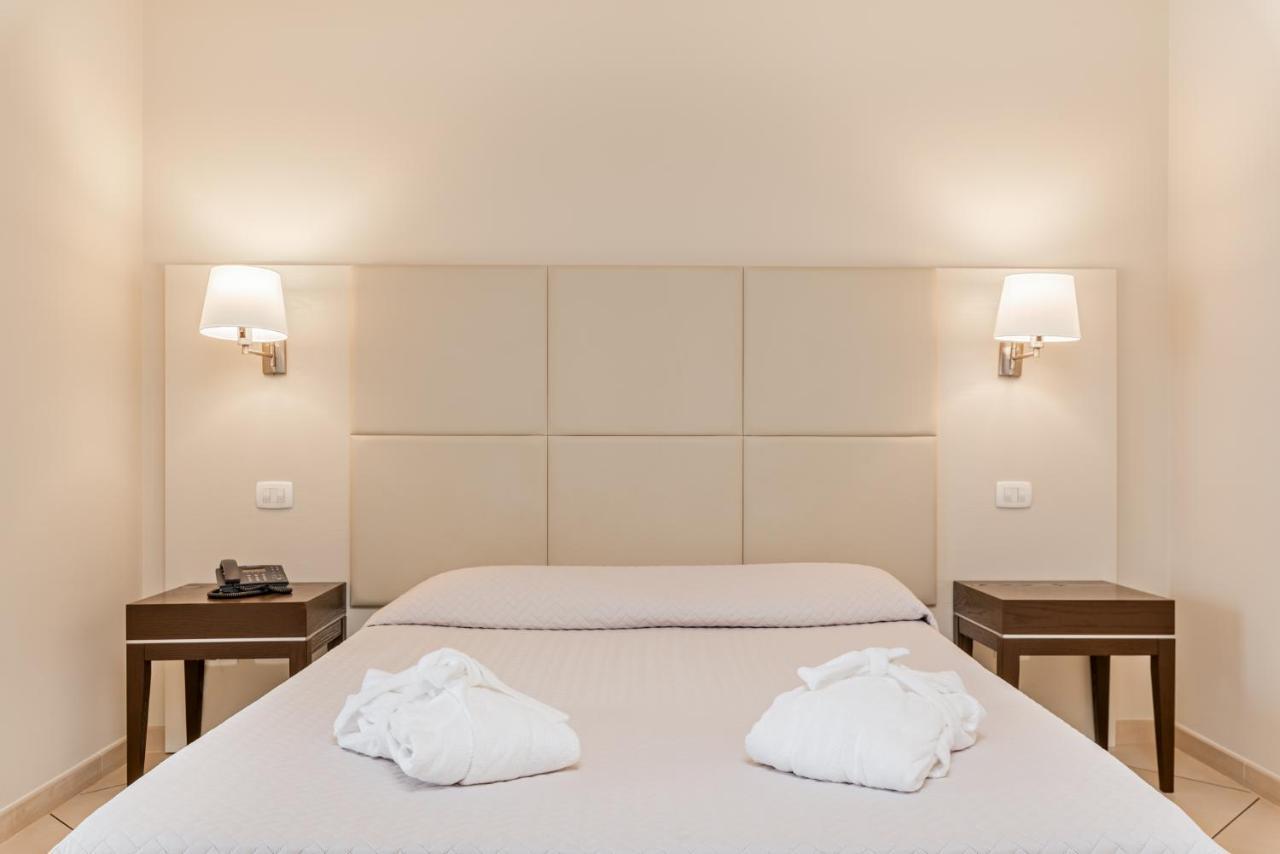 Hotel & Residence Exclusive Marina Di Carrara Dış mekan fotoğraf