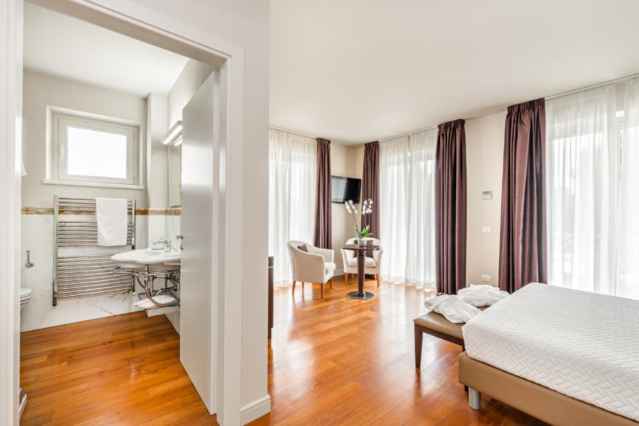 Hotel & Residence Exclusive Marina Di Carrara Dış mekan fotoğraf