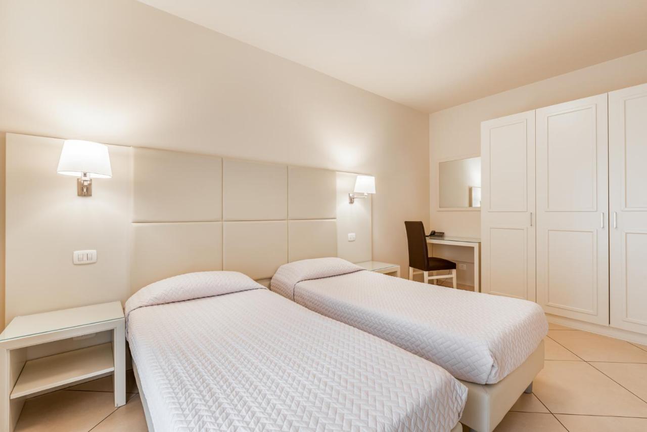 Hotel & Residence Exclusive Marina Di Carrara Dış mekan fotoğraf