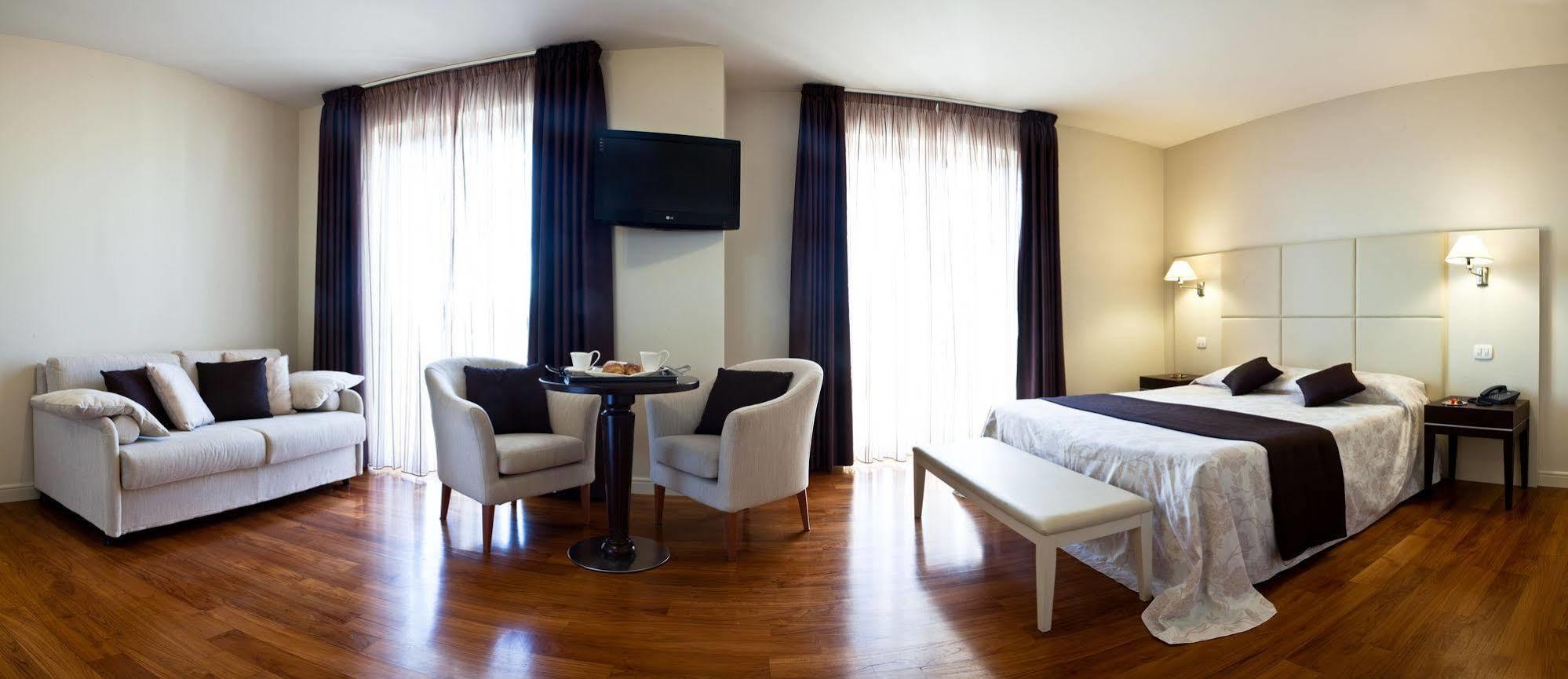 Hotel & Residence Exclusive Marina Di Carrara Dış mekan fotoğraf